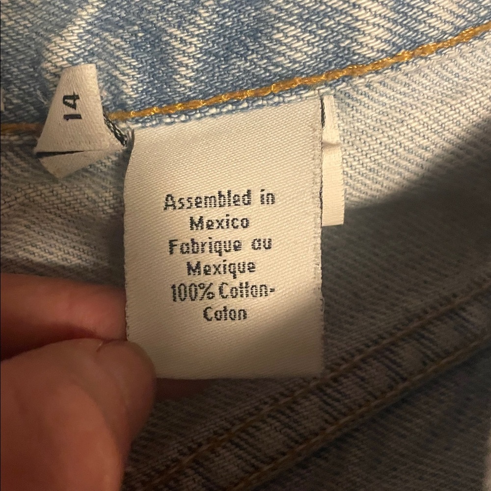 Calvin Klein Jeans Light Blue Denim Jean Shorts - Picture 9 of 9